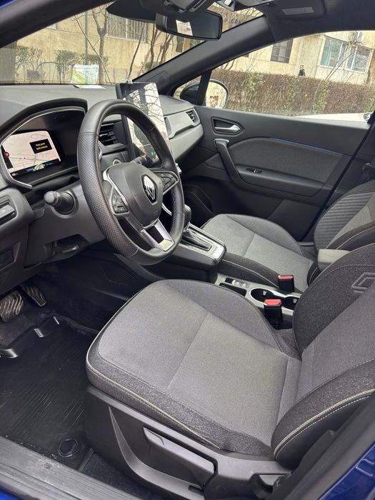 Vand sau predau leasing Renault Captur full hibrid,nu mild, nu plug in