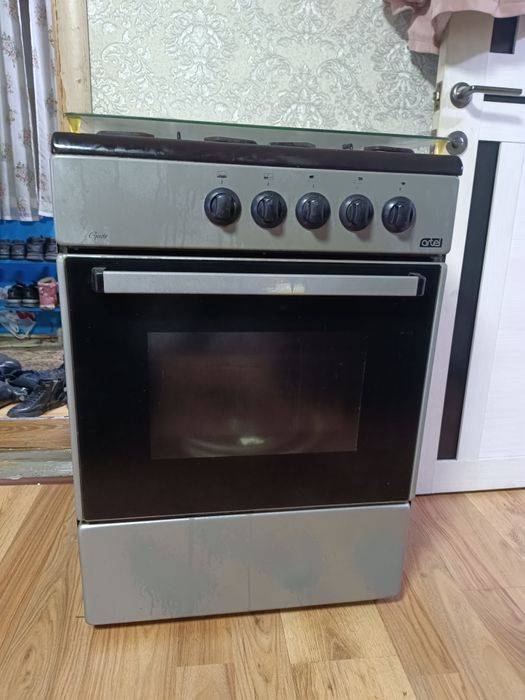 Газ плита.         .