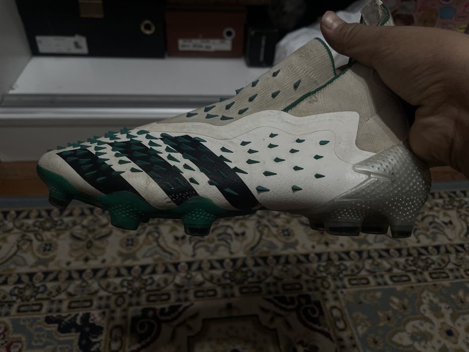Бутсы Adidas Predator