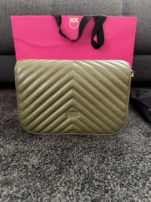 Дамска чанта, PINKO