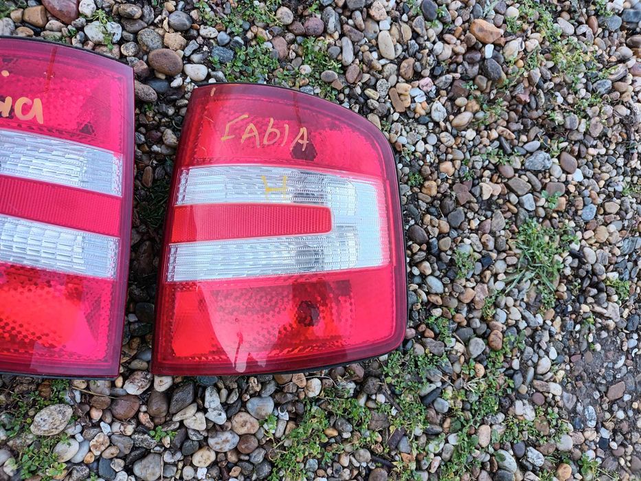 ляв и десен стоп за шкода фабия седан , комби SKODA FABIA фабиа
