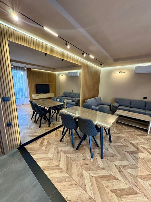 Дава се под наем Двустаен апартамент в Асеновград - 70 кв.м за 548.25 € - Снимка #1