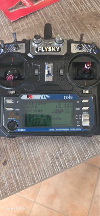 Продавам лодка Охлю-Бохлю GPS Autopilot+Lucky Sonar