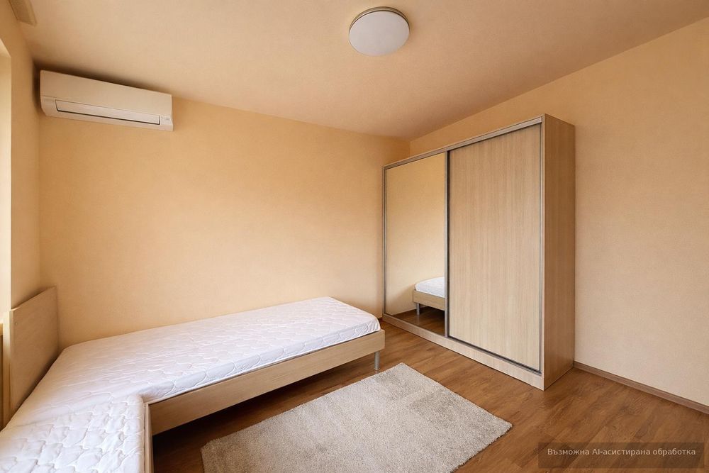Дава се под наем Тристаен апартамент в Пловдив, Център - 100 кв.м за 648.21 € - Снимка #3