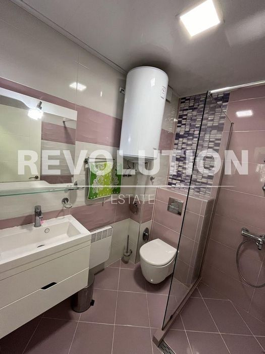 Дава се под наем Тристаен апартамент в Варна, Възраждане 2 - 87 кв.м за 550 € - Снимка #8