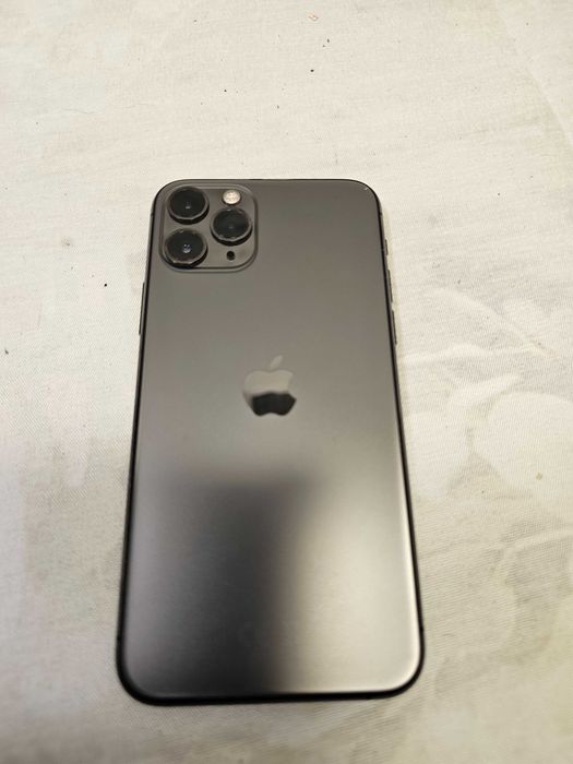 Smartphone Apple iPhone 11 Pro, Stocare 256GB, Culoare Space Gray, Neverlocked, Ecran Super Retina XDR OLED, Triple Camera 12MP