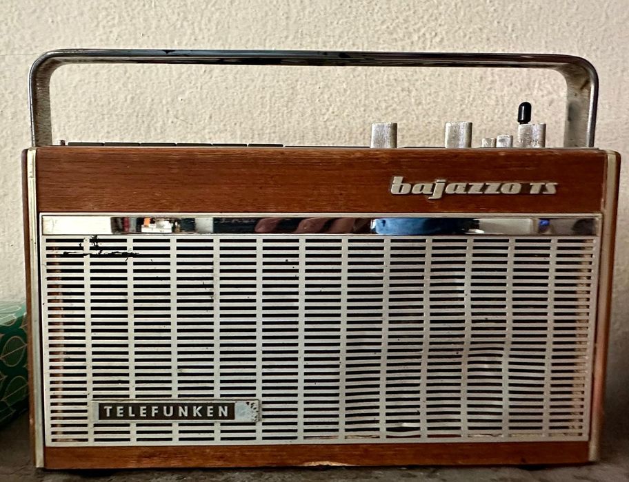 Vand radio TELEFUNKEN Bajazzo 
TS201
50-60Eur