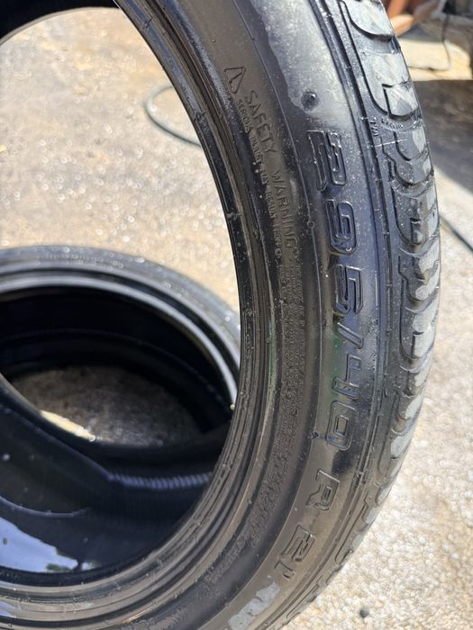Шина 295/40 R 21