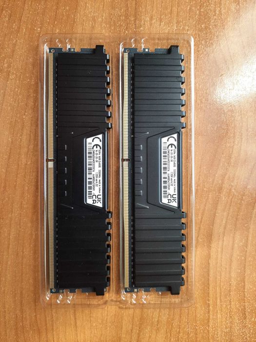 Kit memorii Ram PC DDR4 16GB (2*8GB) 3200MHz