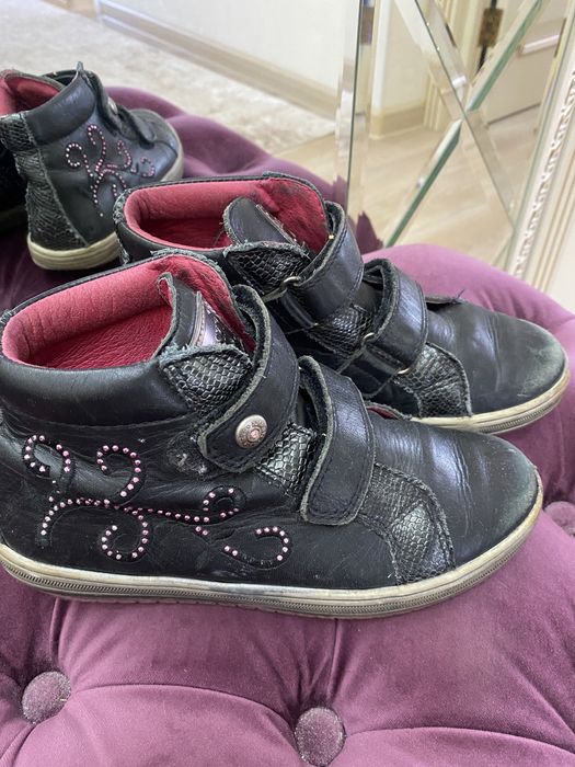 Осенние ботинки для девочек -32 размер