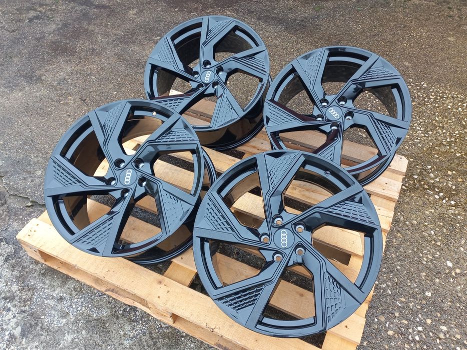 18"Audi Rs 2026 A3 A4 A5 A6 A7 A8 Q2 Q3 Q5 8ж ет35 Чисто Нови