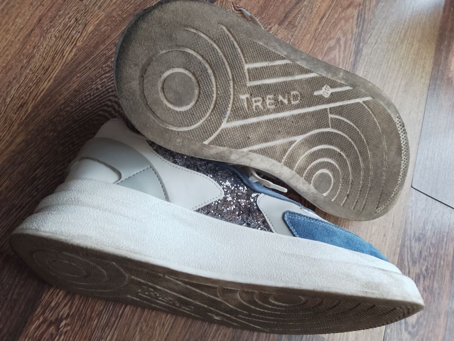 Сникърси,маратонки кожени