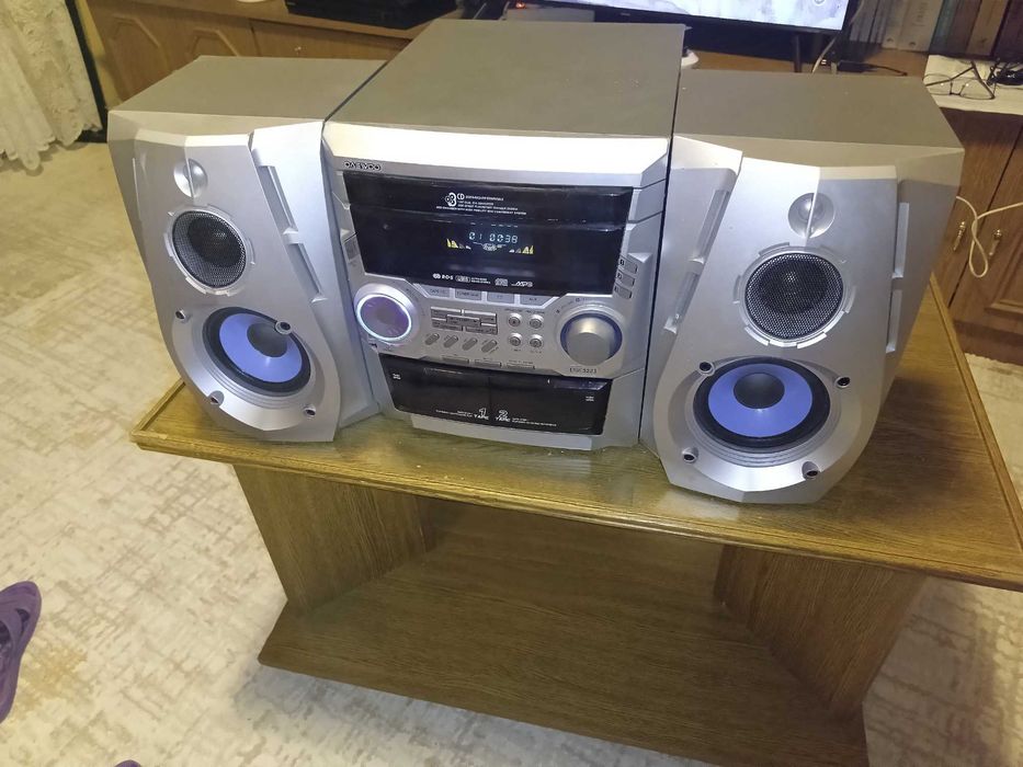 Combina audio DAEWOO