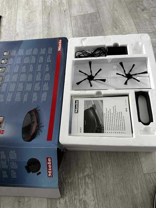 Прахосмукачка робот Miele Scout RX2 – САМО веднъж използвана!“