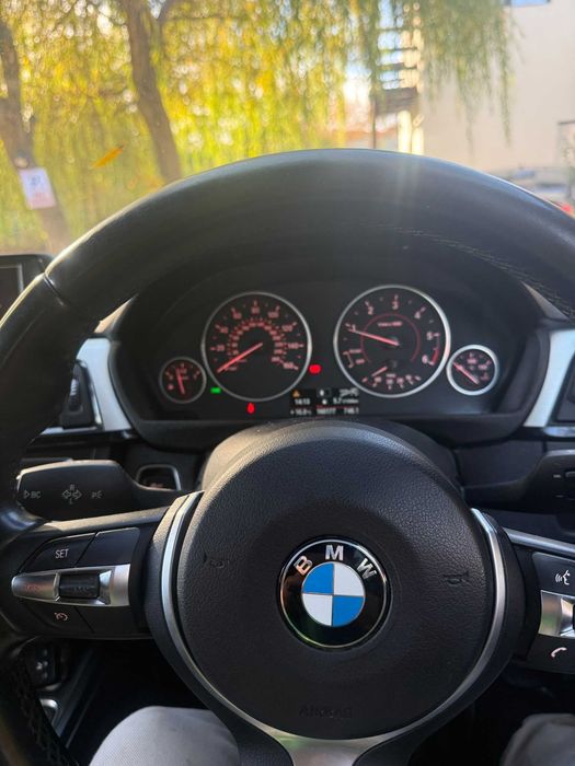 Bmw f30 320 D 2.0 D 2012 pachet M