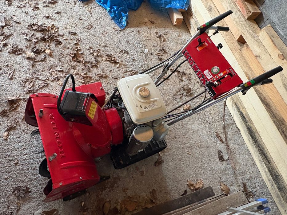 Японски Снегорин HONDA HS70 – Верижен с Електрически Стартер