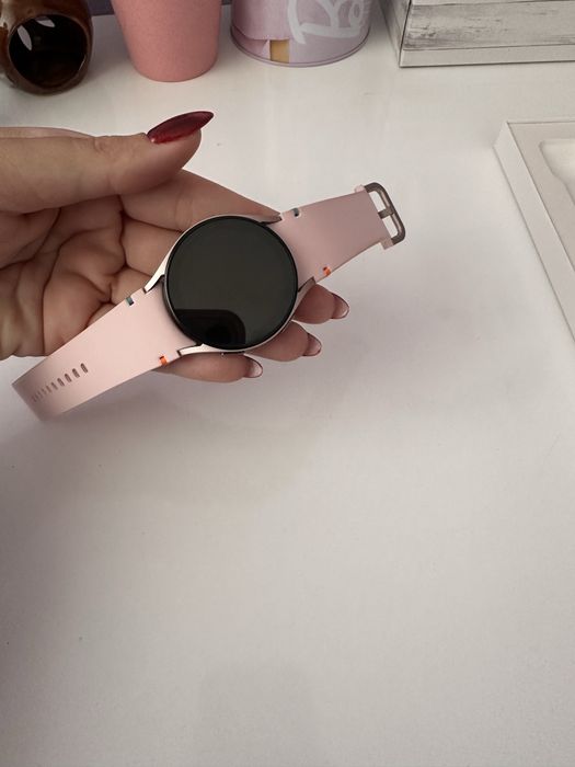 Samsung Galaxy Watch FE - Pink Gold