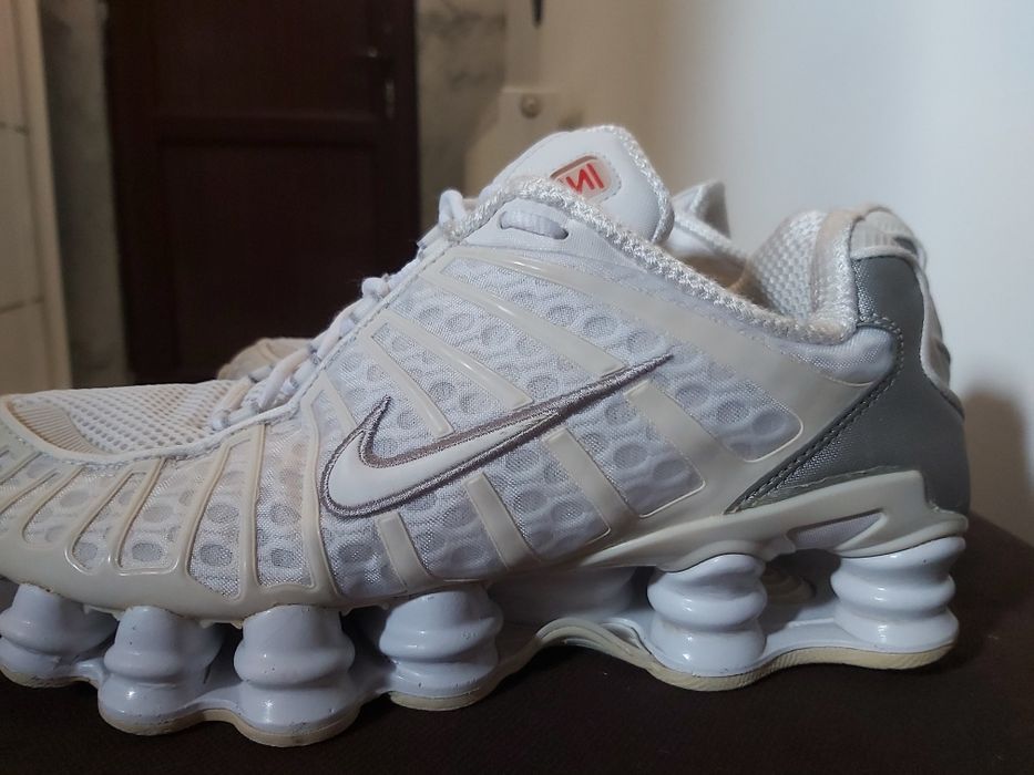 Adidasi Nike barbati mărimea 41