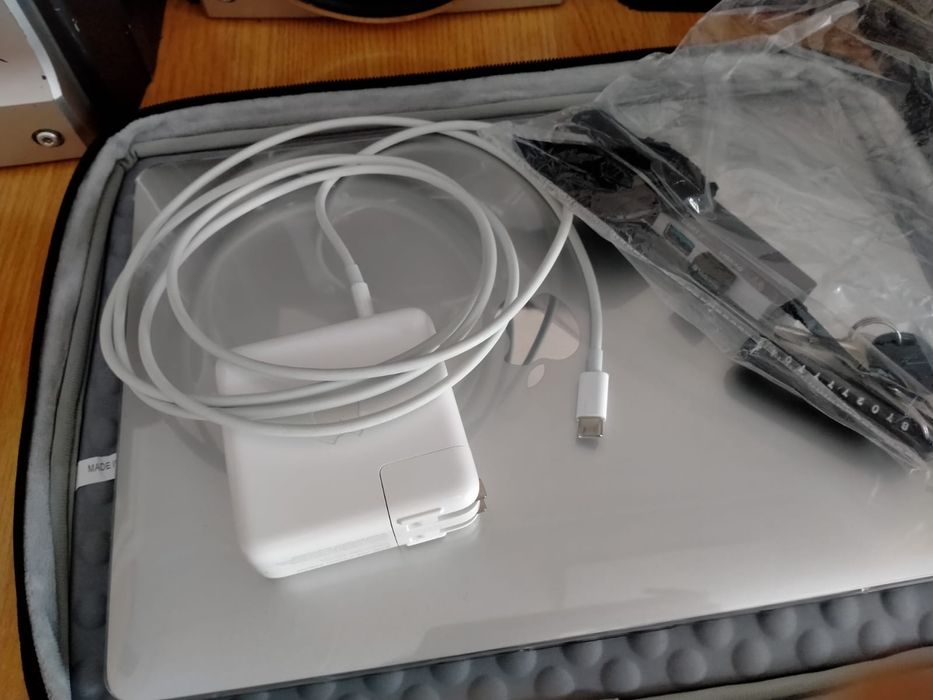 MacBook Pro 13-inch (m1chip)