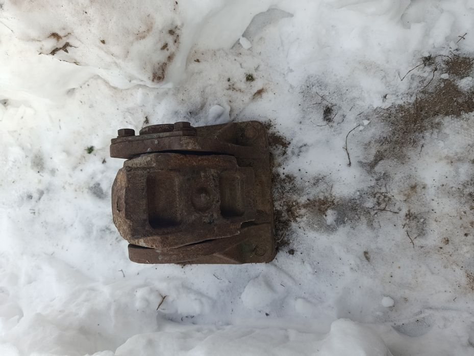 Балансир ось качания