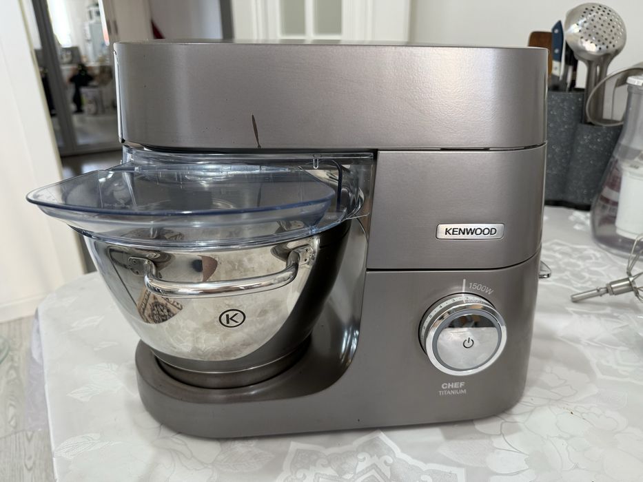 Кухонный комбайн Kenwood