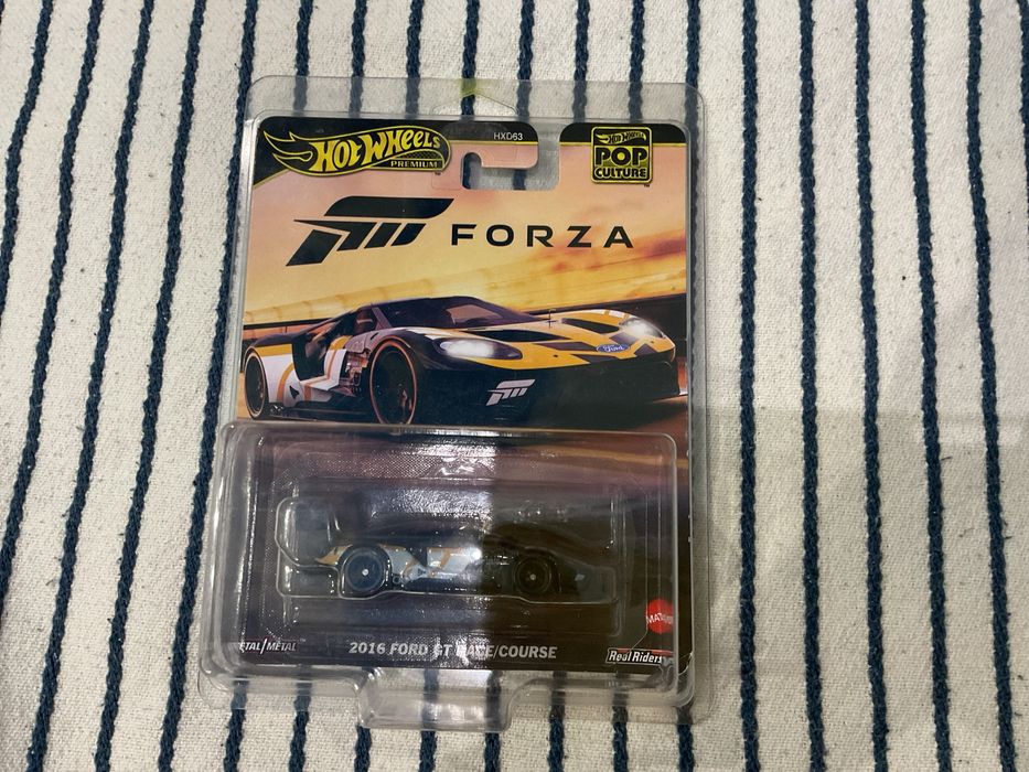 Обменяю hot wheels premium