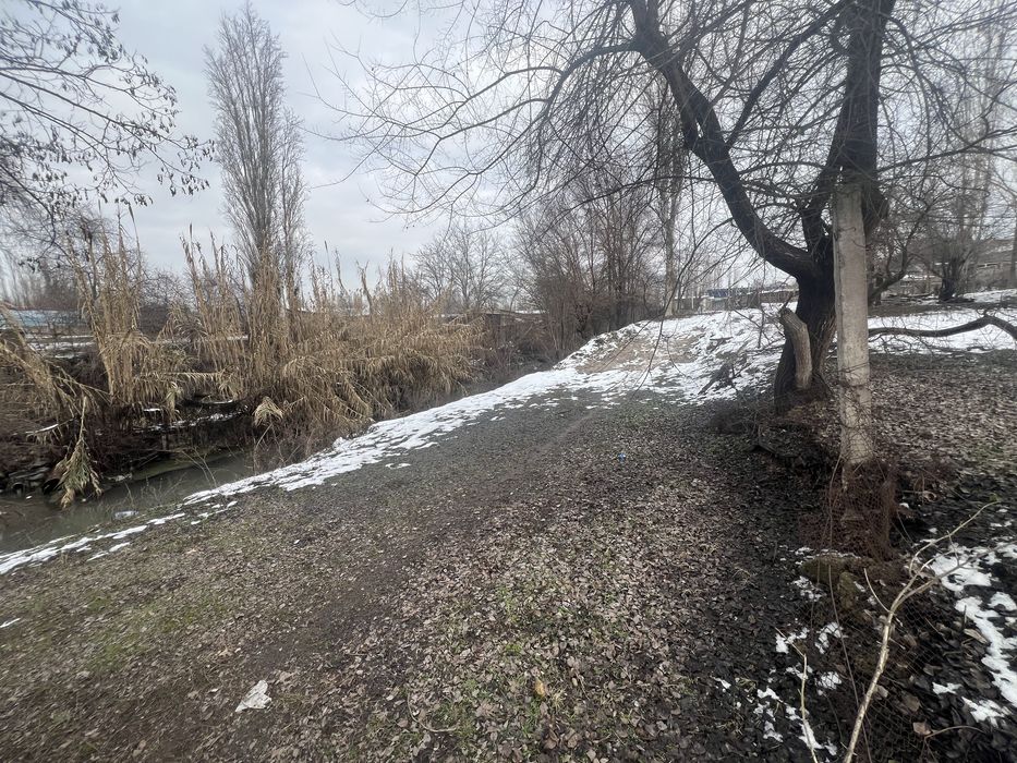 Yangiyol shax.2 sotix yer sotiladi dachniy qurishga yaxshi joy