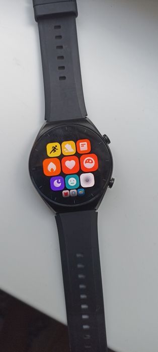 Продам смарт-часы Xiaomi Watch S1