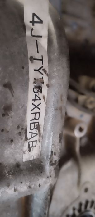 продам коробку  на субару