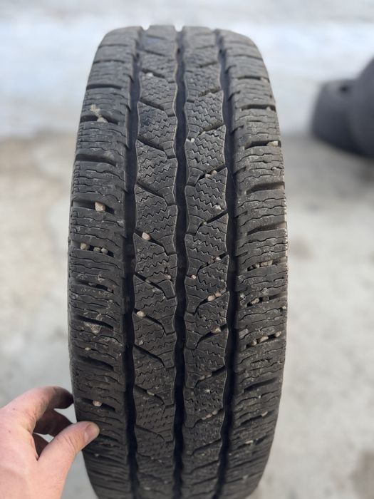 1x 205/75/16 C M+S , CONTINRNTAL ,progil ca nou !