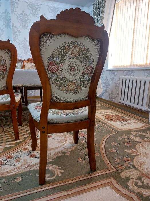 Стулья для гостиной