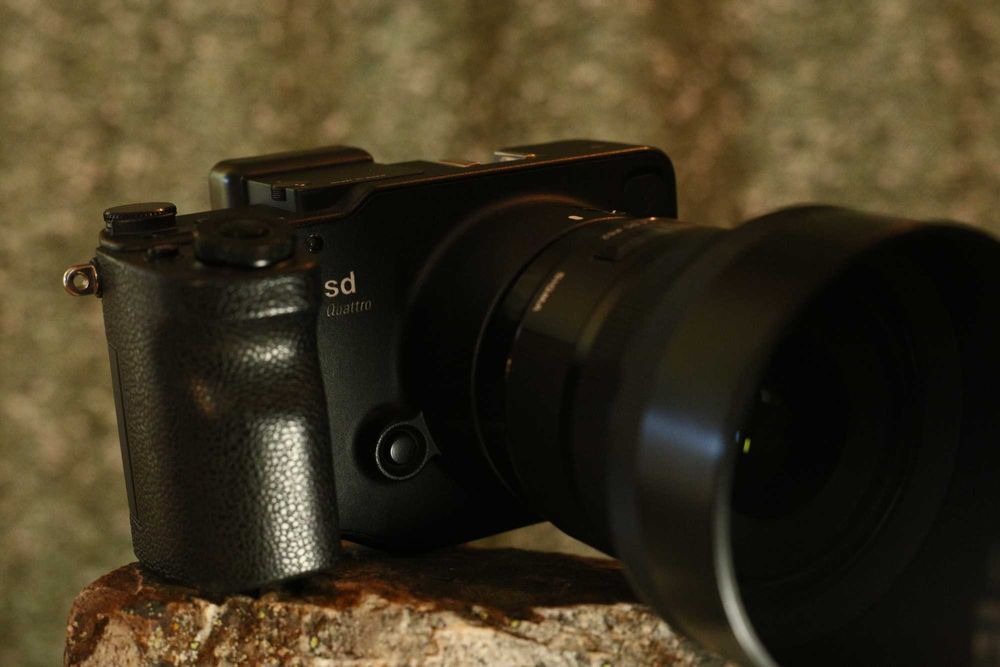 Фотоапарат Sigma SD Quattro + обектив Sigma Art 30mm f1.4