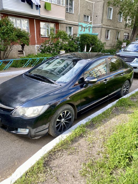 Продам honda civc 4d