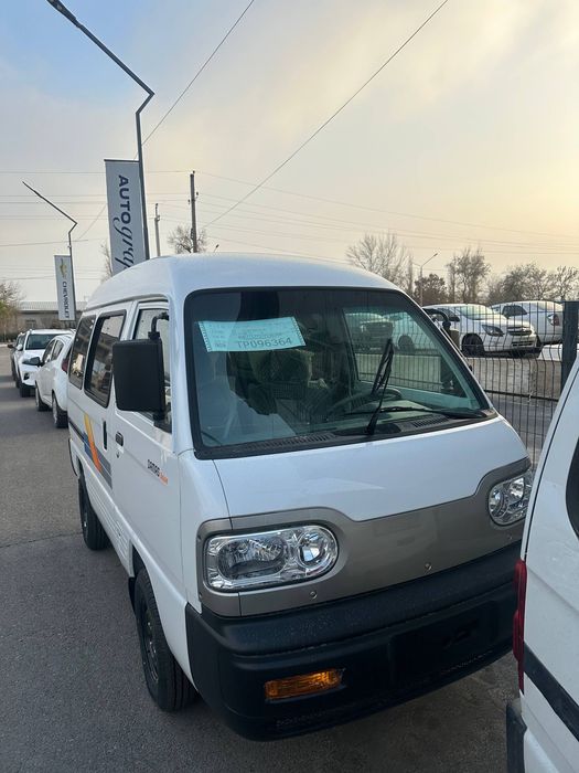 Chevrolet Damas Labo Kombi Van