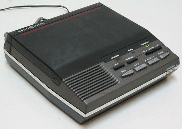 General Electric 2 9860 DB Phone Aswering Machine 2 Cassettes Remote
