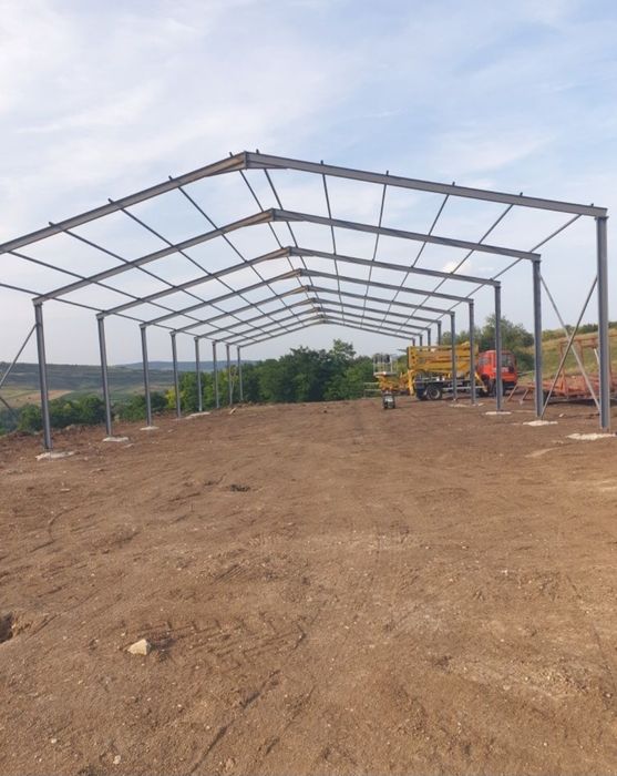 Hala metalica 11x20 din profile cu teava pe acoperis la pret corect