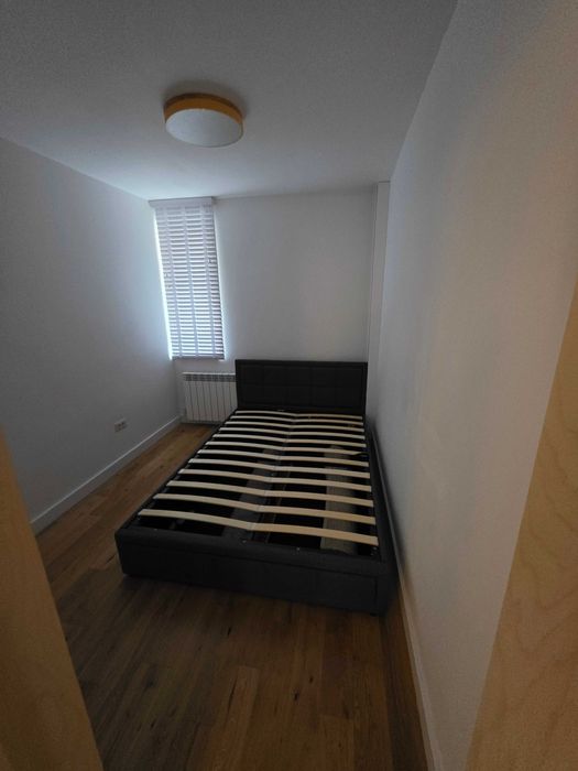 Apartament cu 3 camere CENTRAL