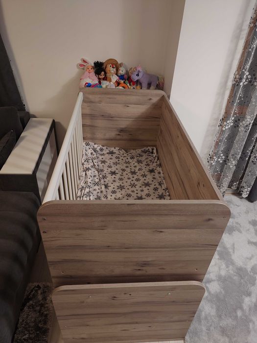 Бебешка Кошара в отлично състояние.