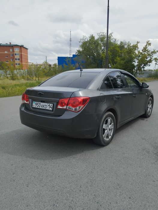 Продам Шевроле Круз