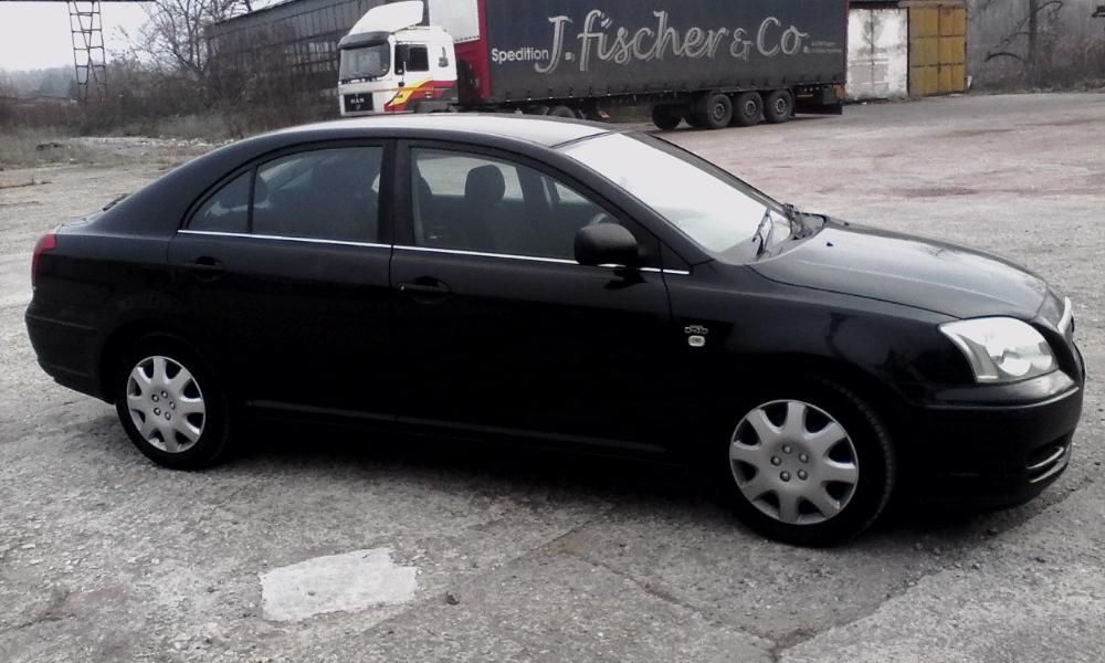 Toyota Avensis 2.0 D-4D на части