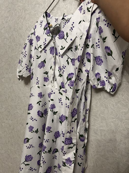 Продам новые  платья