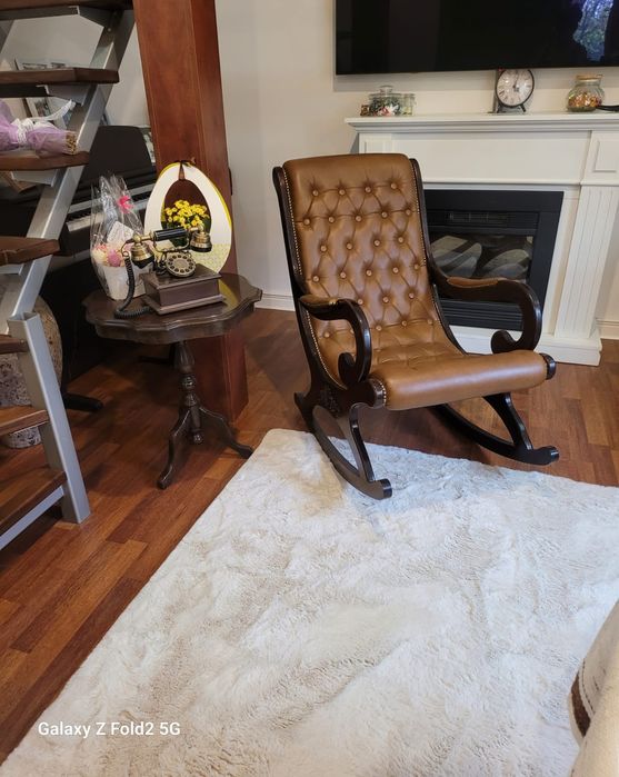 Balansoar maro NOU Chesterfield piele italiana de vaca - lemn fag