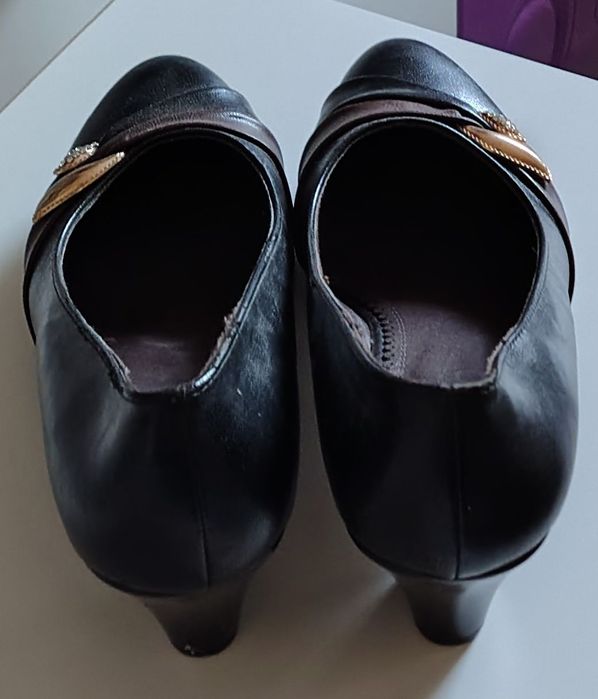 Женские туфли летние