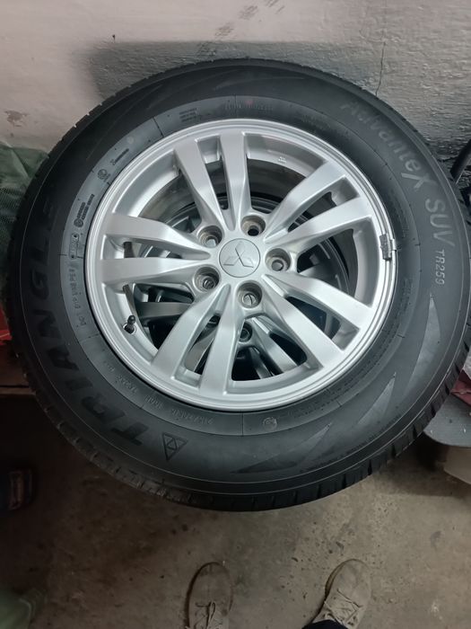 Продам диски с резиной!