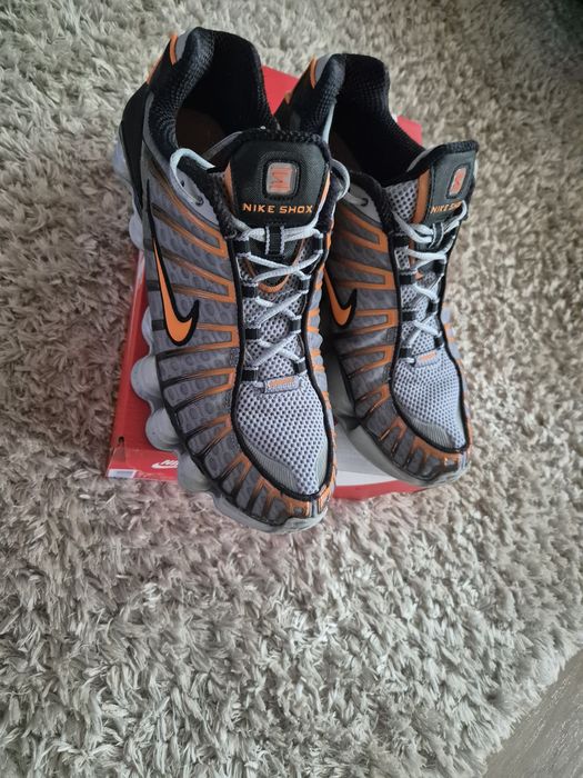 Маратонки Nike Shox