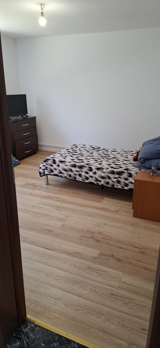 Casă de închiriat