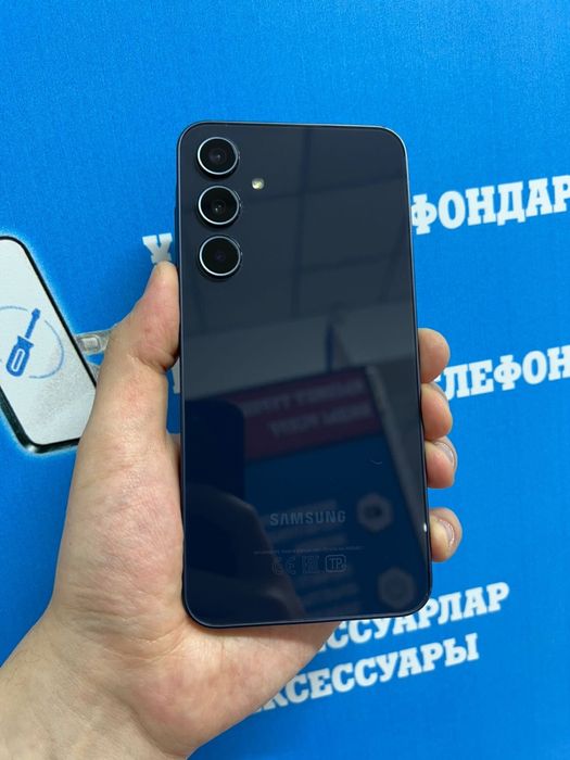 Самсунг А35 2025 года