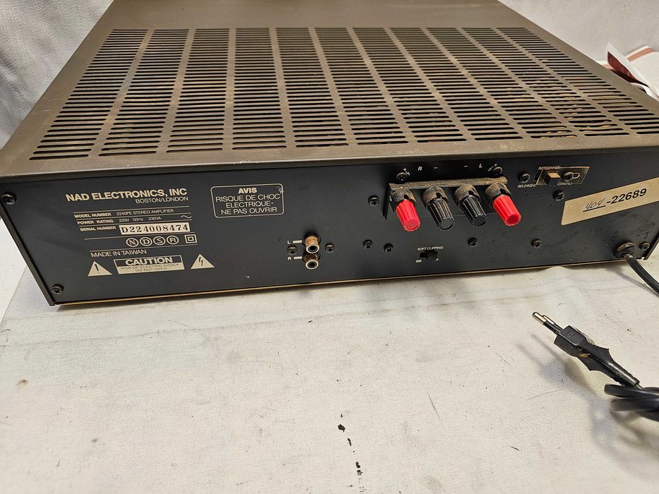 Amplificator FINAL de Putere Stereo NAD 2240PE Power Envelope