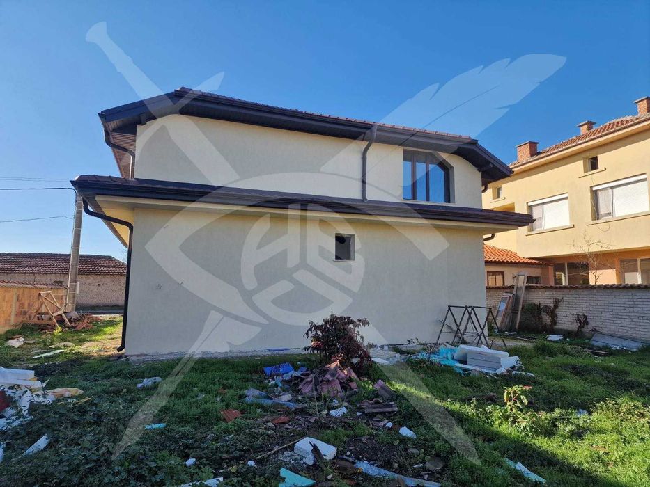 Къща в село Калояново!