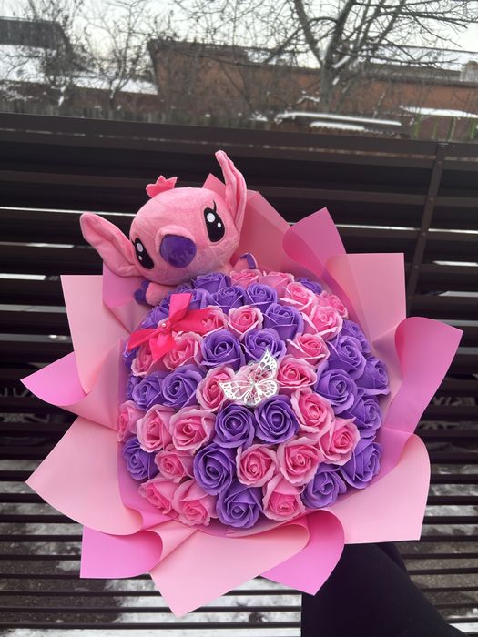 Buchet Stitch/Angela - 51 trandafiri